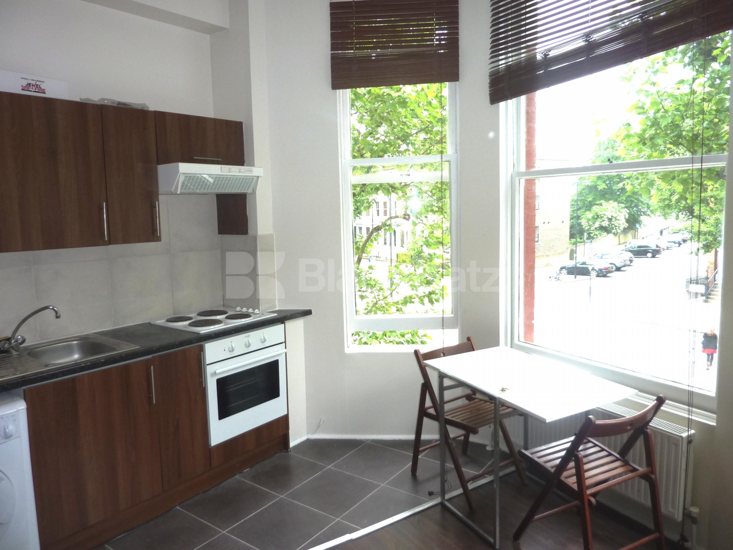 			NEW INSTRUCTION!, 1 Bedroom, 1 bath, 1 reception Flat			 Sutherland Avenue, MAIDA VALE W9